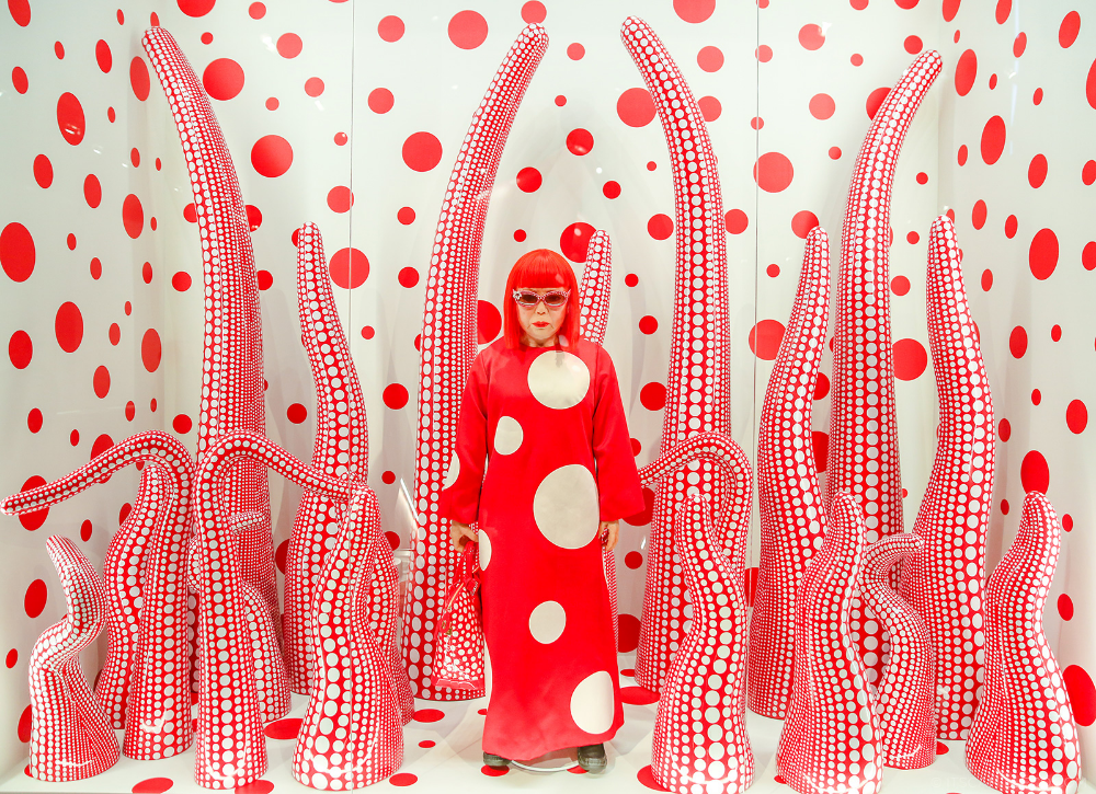 Yayoi kusama: 9 mind-blowing works of art
