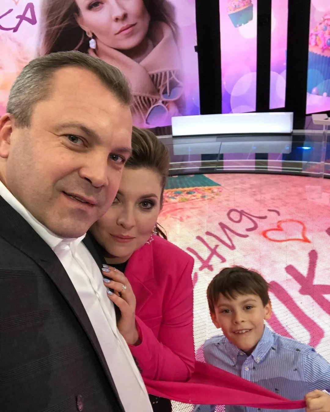 Андрей малахов отметил юбилей — сколько лет известному шоумену, биография андрея малахова, семья, жена, сколько зарабатывает малахов, фото с юбилея